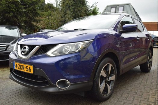 Nissan Qashqai - 1.5 dCi Connect Edition AIRCO/NAVI/PDC/CAMERA/TREKHAAK/6 BAK/BJ 2015 - 1