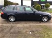 BMW 5-serie Touring - 525d Business - 1 - Thumbnail