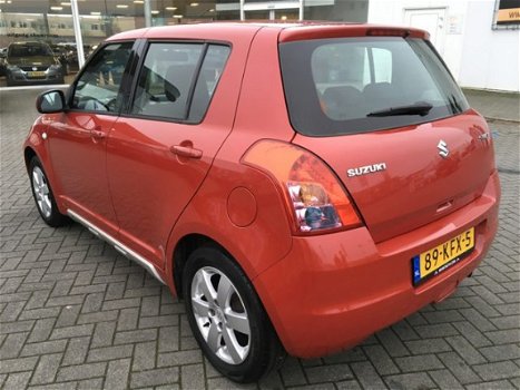 Suzuki Swift - 1.3 Comfort Elektrische ramen Usb en Radio - 1