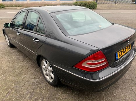 Mercedes-Benz C-klasse - 180 Elegance Automaat airco lmv cd - 1