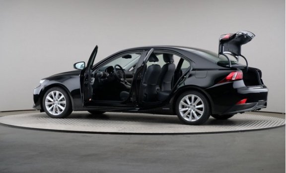 Lexus IS - 300h Hybrid Edition Limited, Automaat, Navigatie, Xenon - 1