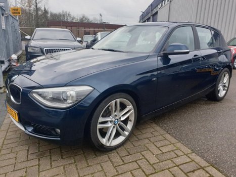 BMW 1-serie - 116i Upgrade Edition 5 Deurs Leder Navi Xenon - 1