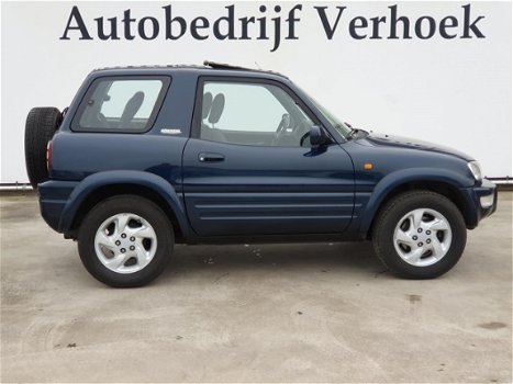 Toyota FunCruiser RAV4 - 2.0 I RAV4 SHERPA 4x4 SCHUIFDAK - 1