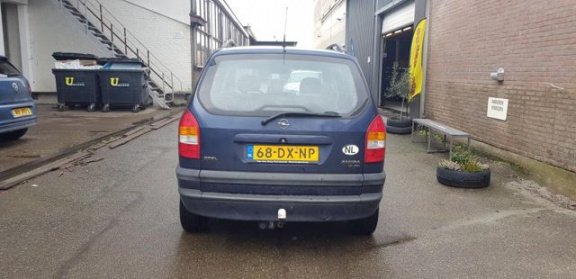 Opel Zafira - 1.6i-16V Comfort - 1