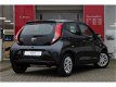 Toyota Aygo - 1.0 VVT-i x-play met x-shift automaat 5-deurs - 1 - Thumbnail