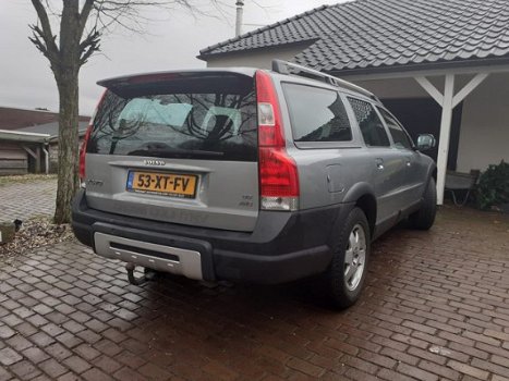 Volvo XC70 - 2.4 D5 dealer onderhouden - 1