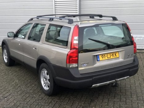 Volvo XC70 - 2.5 T Comfort Line - 1