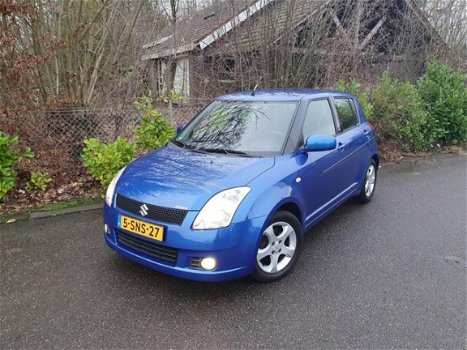 Suzuki Swift - Limited - FULL - Keyles entre/Go - 1