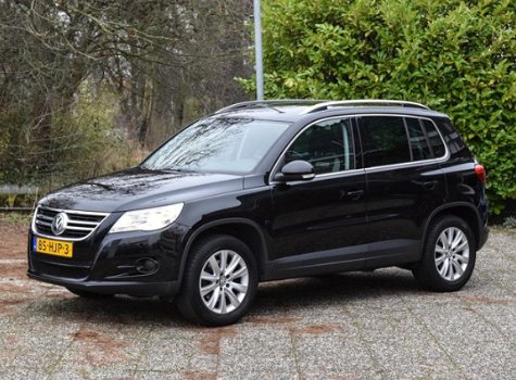 Volkswagen Tiguan - 1.4 TSI Sport&Style / trekhaak / cruise control / privacy glass achter / cruise - 1