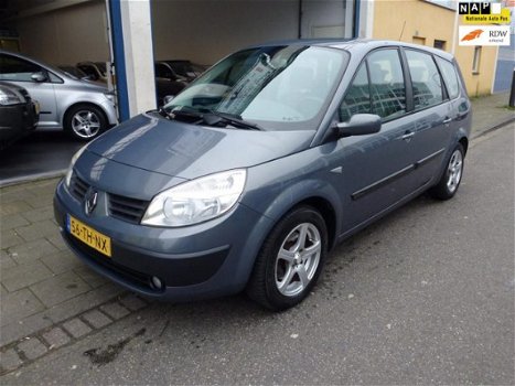 Renault Grand Scénic - 2.0-16V Business Line 7p. Apk/Airco/Nap/Cd/Boekjes/Trekhaak/Elektrisch/Centra - 1