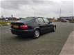 BMW 3-serie - 320d Executive 5 Deurs Airco Navigatie Inruil mog Export mog - 1 - Thumbnail