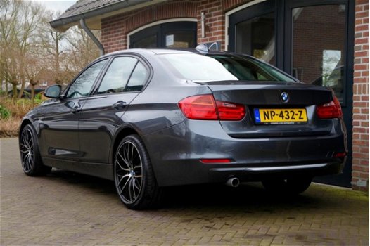 BMW 3-serie Touring - 318d Business | NAVI | AUTOMAAT | XENON - 1