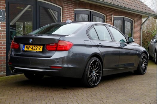 BMW 3-serie Touring - 318d Business | NAVI | AUTOMAAT | XENON - 1