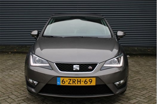 Seat Ibiza - 1.2 TSI FR Dynamic Xenon Navigatie - 1