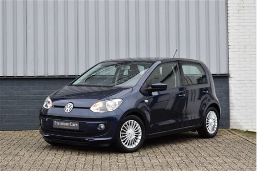 Volkswagen Up! - 1.0 high up BlueMotion Airco Fender Sound Alu PDC NL-Auto - 1