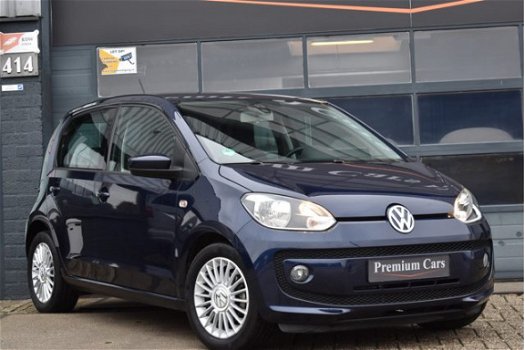 Volkswagen Up! - 1.0 high up BlueMotion Airco Fender Sound Alu PDC NL-Auto - 1