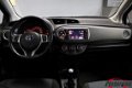 Toyota Yaris - 1.0 VVT-i Aspiration NL-AUTO CAMERA - 1 - Thumbnail
