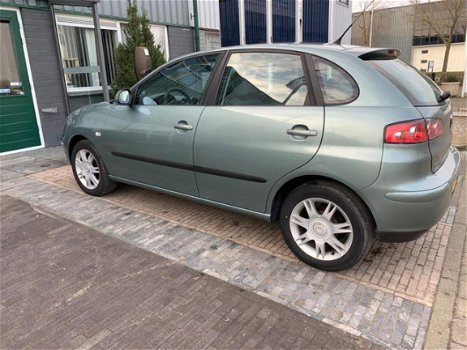 Seat Ibiza - 1.4-16V Signo - 1