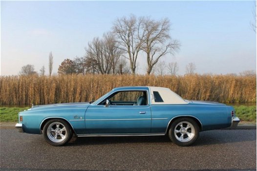 Chrysler Cordoba - 400 V8 Hardtop Coupe Nieuwstaat 1975 - 1