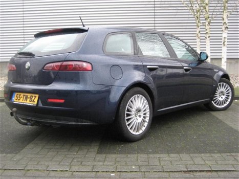 Alfa Romeo 159 Sportwagon - 1.9 JTS Distinctive NETTE AUTO - 1