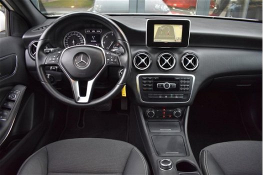 Mercedes-Benz A-klasse - 200 CDI Ambition [ XENON NAVI PARKEERSENSOREN VOOR / ACHTER F1 FLIPPERS ] - 1