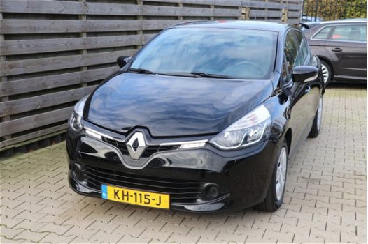 Renault Clio - 0.9 TCe Eco2 Expression Airco / Cruise / Navi / 6 Maand Bovag Garantie - 1