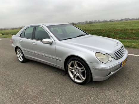 Mercedes-Benz C-klasse - 180 Elegance , mooie auto, inruil mogelijk - 1