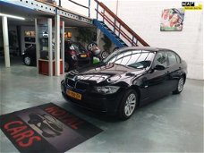 BMW 3-serie - 320i /NAP/NAVI/LEER/APK