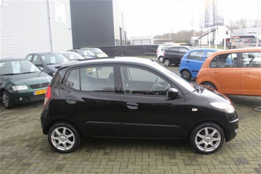 Hyundai i10 - 1.1 Dynamic Cool Autom Airco LMV Prachtig - 1