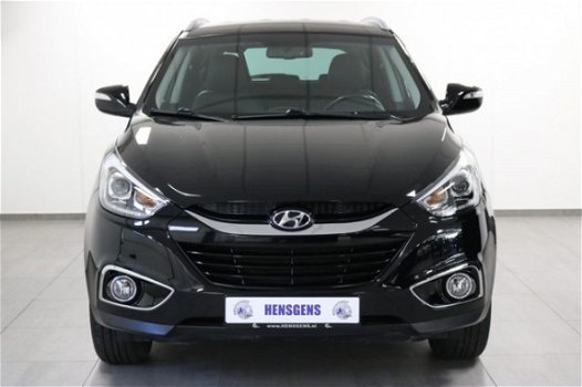 Hyundai ix35 - 2.0i Business Ed. / Navigatie / Leer - 1