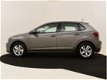 Volkswagen Polo - 1.0 Comfortline T/M 24-06-2022 GARANTIE | NAVI BY APP | AIRCO | 15 INCH | ELEKTR. - 1 - Thumbnail