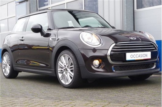 Mini Mini Cooper - 1.5 136PK BUSINESS | NAVI | AIRCO | LED | JCW PACKAGE | 17