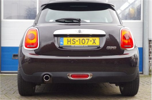 Mini Mini Cooper - 1.5 136PK BUSINESS | NAVI | AIRCO | LED | JCW PACKAGE | 17