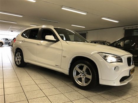 BMW X1 - sDrive18i Sport- Leder- Panorama dak - automaat - 1