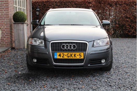 Audi A3 Sportback - 1.6 Ambition /Clima /Cruise /Carkit /Nette auto /NAP - 1