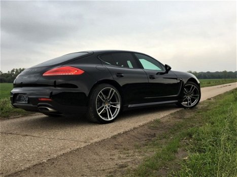 Porsche Panamera - Prachtige in topstaat €47.500 3.0 V6 - 1