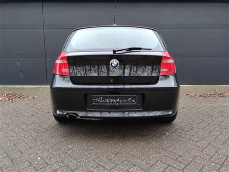 BMW 1-serie - 116i Corporate Business Line Stoelverwarming LMV FACELIFT - 1