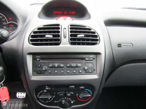 Peugeot 206 - 1.4 Air-line 3 5 DEURS AIRCO/LMV/RADIO CD - 1