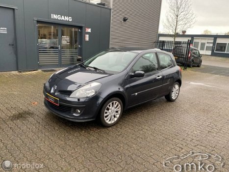 Renault Clio - 1.4-16V Dynamique Luxe - 1