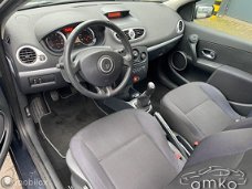 Renault Clio - 1.4-16V Dynamique Luxe