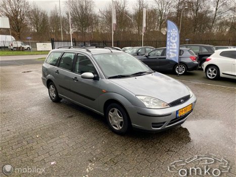 Ford Focus Wagon - 1.6-16V Collection - 1