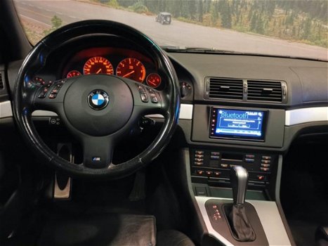 BMW 5-serie Touring - 530d Lifestyle Edition | Youngtimer | Lage Km-stand | Leder | Schuifdak | Xeno - 1