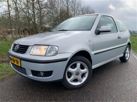 Volkswagen Polo - 1.4 Trendline Goed Onderhouden/APK 08-2020 - 1