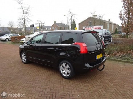 Peugeot 5008 - 1.6 THP Blue Lease Executive 7p - 1