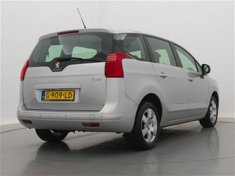 Peugeot 5008 - 1.6 120pk Style 7-zits | Navigatie | Parkeersensoren | Lm velgen | Climate contr. | - 1