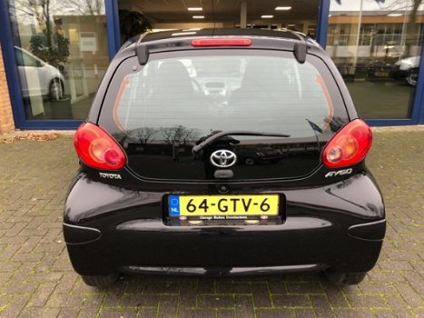 Toyota Aygo - 1.0 12V VVT-I + - 1