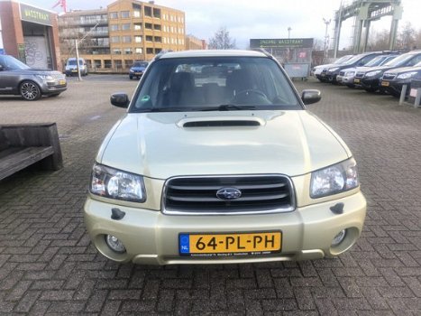 Subaru Forester - 2.0 AWD XT Trekhaak | zeer mooie auto | originele kilometers | - 1