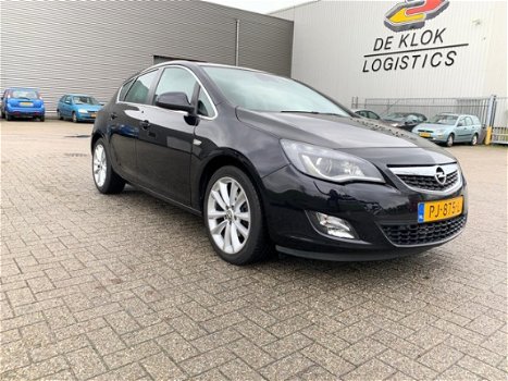 Opel Astra - 1.7 CDTi Edition - 1