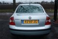 Volkswagen Passat - 1.6 Comfortline AIRCO APK11-20 VASTE PRIJS - 1 - Thumbnail