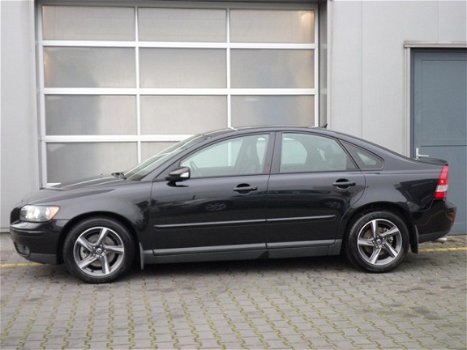 Volvo S40 - 2.5 T5 Exclusive Xenon/Leer/Clima/Stoelverw - 1